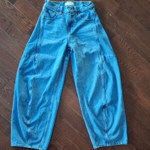 Abercrombie & Fitch Barrel Jeans
